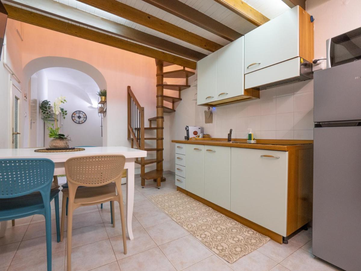 Casa Iryna Apartamento Pietra Ligure Exterior foto